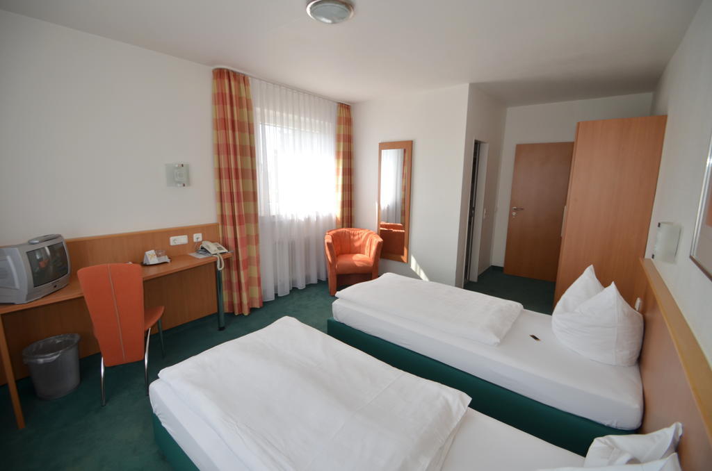 זולצבאך Landhotel Sulzbacher Hof חדר תמונה